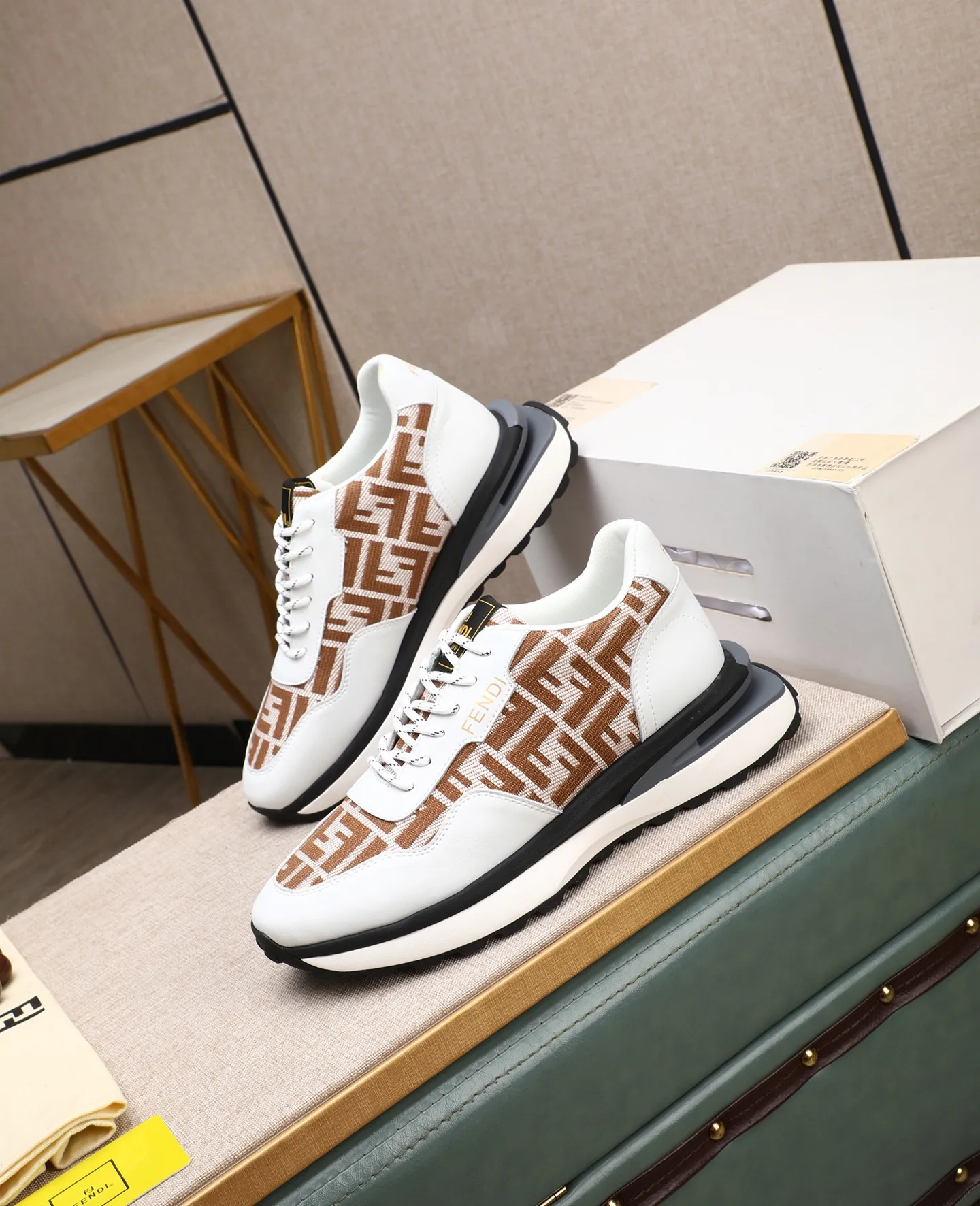 Men's shoes 💰460🕷🕷[FENDI] Fendi fashionable casual men's shoes 🇨🇳Original official website 1:1 model opening, new models are available first 💯Not high-profile but avant-garde, simple About low-key and fashionable, super versatile style 🌿 Made of original cowhide ➕ Pigskin lining 🎋 The version is comfortable on the feet, so rigorous for any small place, and the workmanship is first-class 🍍38-44 Large quantities in stock